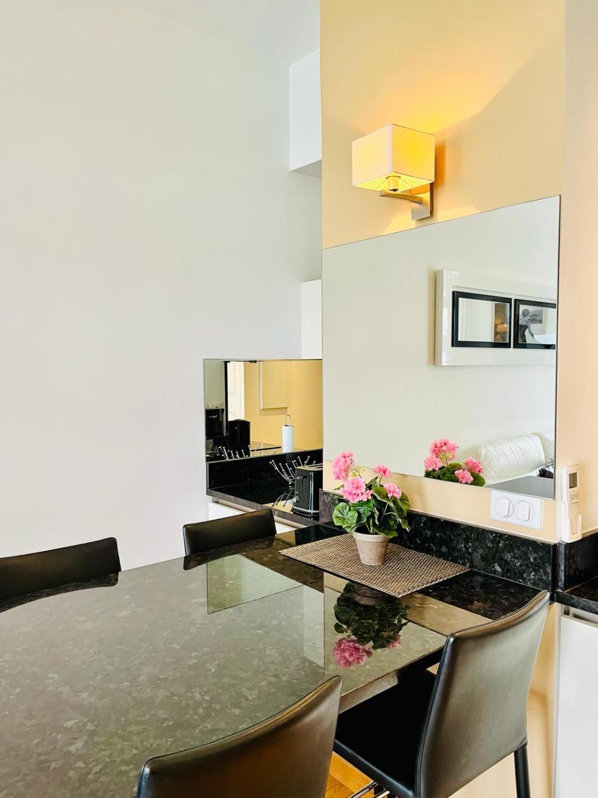Golden Triangle 2Br/2Ba Apartment Cannes Exterior photo